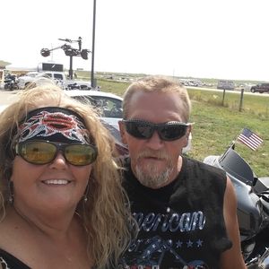 Meet your Posher, Edna